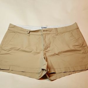 Old Navy shorts size 12 regular standard tan